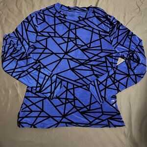 Black/Blue Top 💙🖤